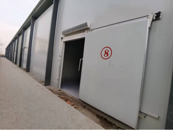 冷庫門怎么選擇？平移門和手拉門哪個更好